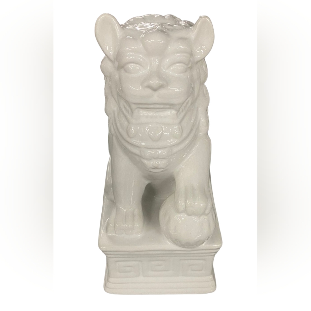 Lion Statue
